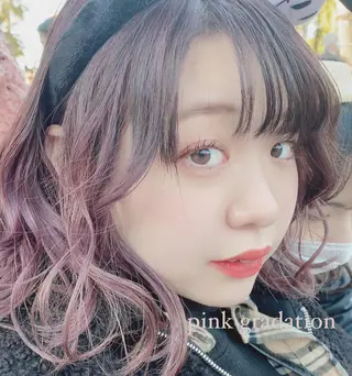 カラー SOLO所属・奈良 彩華のヘアスタイル