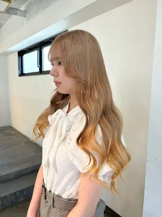 ロング カラー 暖色カラー🍒 ケアブリーチ/akiのヘアスタイル