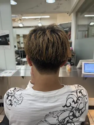 ショート MEN'S HAIR BLEACHi 大宮店所属・小山 亜羅司のヘアスタイル