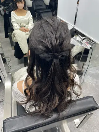 ロング ヘアアレンジ 口コミ高評価✨ 安達ももかのマツエク・マツパデザイン