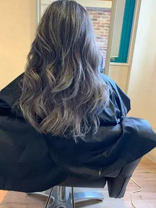 ロング Lit所属・Lit.豊橋 夏目のヘアスタイル