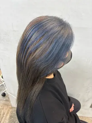 ロング カラー 飛田 真彩のヘアスタイル