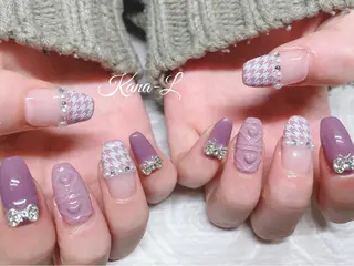 ネイル 芦辺 香奈のネイルデザイン