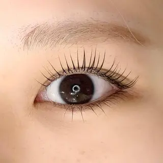 マツエク・マツパ Akari🖤 韓国アイドルまつぱのマツエク・マツパデザイン