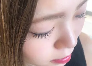 マツエク・マツパ Neoest Log ＋ bell所属・荒川 鈴菜のヘアスタイル