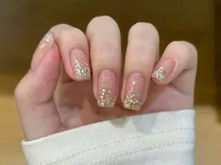 ショート 馬 モモのネイルデザイン