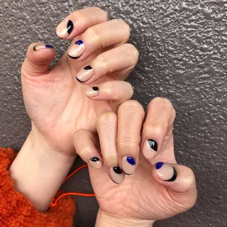 ロング カラー ヘアアレンジ キッズ ネイル マツエク・マツパ 福田 加奈のネイルデザイン