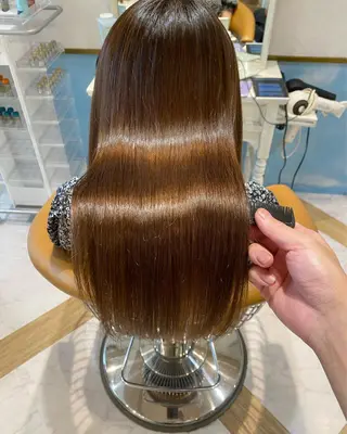 ロング Lond　luce心斎橋所属・✨縮毛矯正✨レイヤー ホウダカズヒロのヘアスタイル