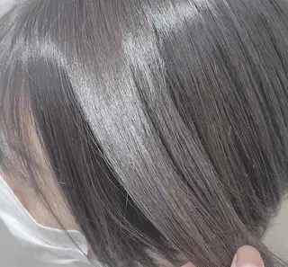 ショート カラー ✨くびれスタイル✨️ 戸嶋穂乃香のヘアスタイル