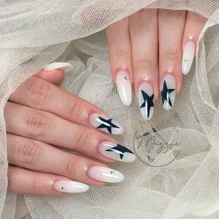 ネイル Maggie Nail🦩のネイルデザイン