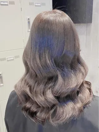 セミロング ❄️💛エクステ ブリーチ❄️yukiのヘアスタイル