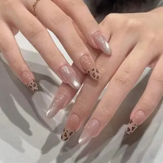 ミディアム ガー NAILのネイルデザイン