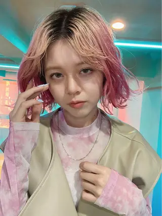 ミディアム カラー yuna/ボブカット /ハイトーンカラーのヘアスタイル