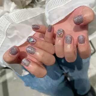 ネイル esby Loely MIZUKIのネイルデザイン