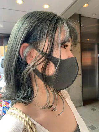 セミロング カラー 平野 優奈のヘアスタイル