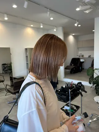 ミディアム カラー YUEN イシイ アミのヘアスタイル