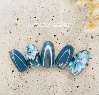 ネイル lumière saintenailのネイルデザイン