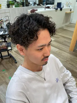 ミディアム パーマ メンズ メンズパーマ 北原寿樹のヘアスタイル
