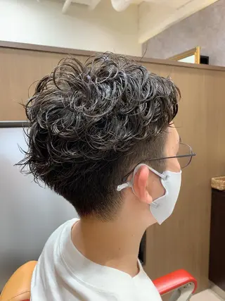 ショート パーマ メンズ mod's hair men所属・モッズヘアメン 我喜屋秀人のヘアスタイル