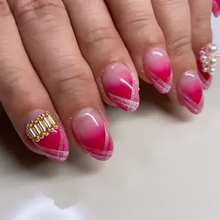 ネイル Nail salon Three R所属・ネイルサロン Three   R.のエステ・リラクイメージ