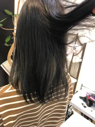 セミロング GLROW haruhiのヘアスタイル