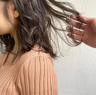 カラー スパイキーショート パーマ　具志堅　太志のヘアスタイル