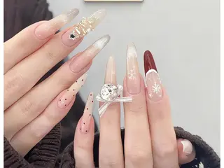 ネイル 西岡 真由美のネイルデザイン