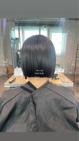 ショート カラー パーマ ヘアアレンジ メンズ キッズ ネイル マツエク・マツパ アイブロウ 透明感カラー・レイヤ ー🎀amika🎀のヘアスタイル