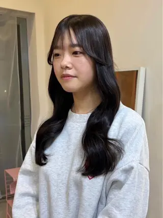 カラー YARD.所属・渡邊 こころのヘアスタイル