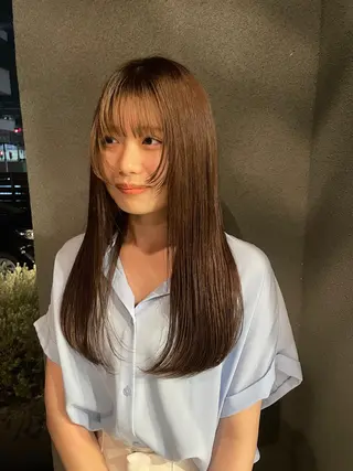 ロング 透明カラー/レイヤー misaki °＊のヘアスタイル