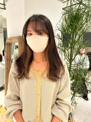 セミロング カラー 透明感カラー🫧 nanohaのヘアスタイル