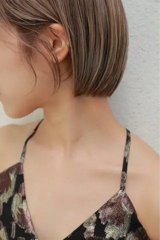 ミディアム カラー ブリーチカラーが人気 onnuのヘアスタイル