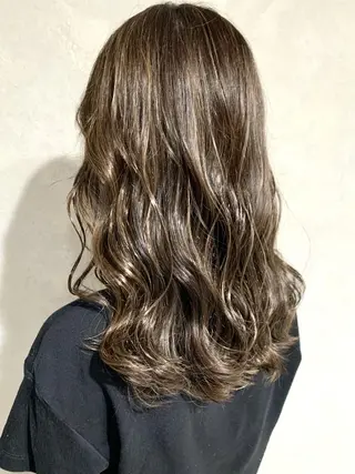ロング カラー 岡崎勇人/レイヤー/ 韓国/ケラチンTRのヘアスタイル