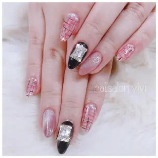 ネイル ＶＩＶＩ nailsalonのネイルデザイン