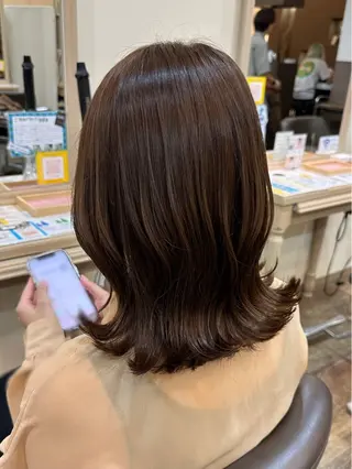 ミディアム 杉田 花乃のヘアスタイル