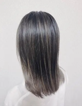 セミロング カラー ケアブリーチ /髪質 改善/古橋圭史郎のヘアスタイル