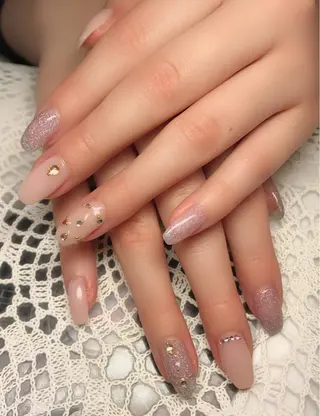 ネイル ゲン レイカのネイルデザイン