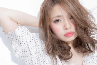 ショート カラー パーマ ヘアアレンジ メンズ 川上 有香のヘアスタイル