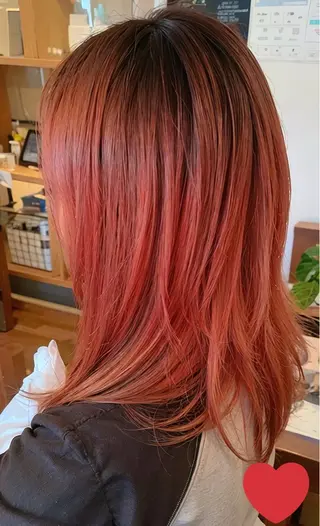 セミロング カラー 秋山知穂🌸縮毛矯正 ショートお任せ🌸のヘアスタイル