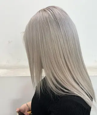 ミディアム カラー mimiiy梅田 中崎町ハイトーンのヘアスタイル