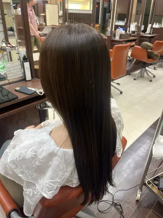 カラー 垢抜けデザイナー/ ハイトーン/朝倉友香のヘアスタイル