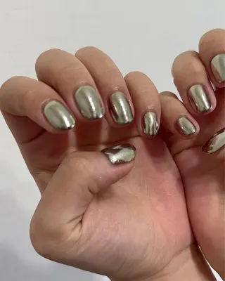 ネイル kiii.__ ✴︎*のネイルデザイン