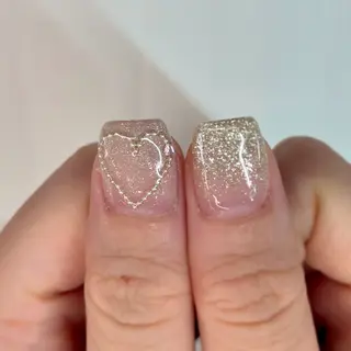 ネイル MAXKELLY EMIのネイルデザイン