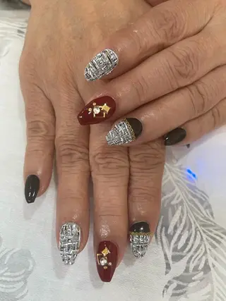 ネイル Angeailes〜アンジュエール〜所属・開運ネイル Angeailesのネイルデザイン