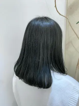 ミディアム 塩谷 雪花のヘアスタイル