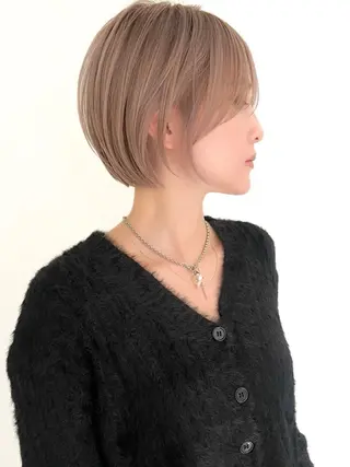 ミディアム 市毛 結菜のヘアスタイル