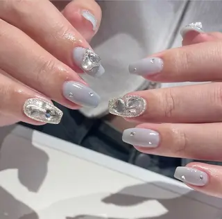 ネイル HIN NAILのネイルデザイン