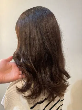 セミロング perfumeby afloat羽南のヘアスタイル