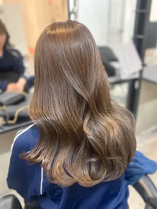 カラー 透明感カラー୨୧ 松山理桜🩰˖ ࣪⊹のヘアスタイル