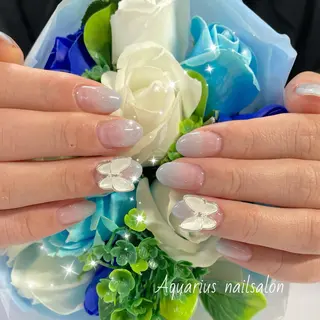 ネイル 奥園 良恵のネイルデザイン